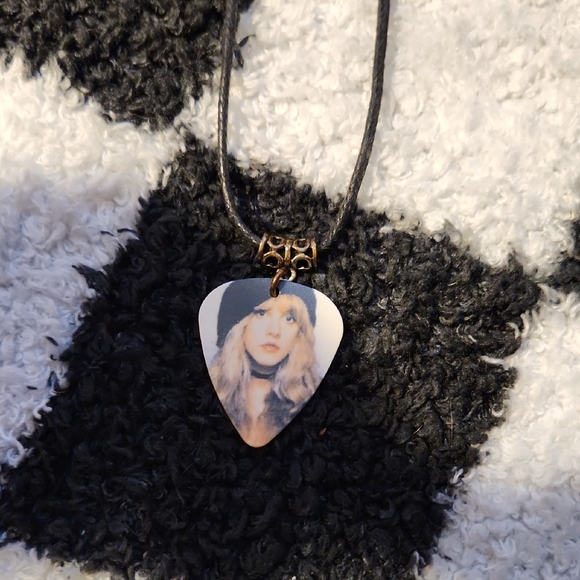 Jewelry - 💀Custom Photo Pendant Necklace